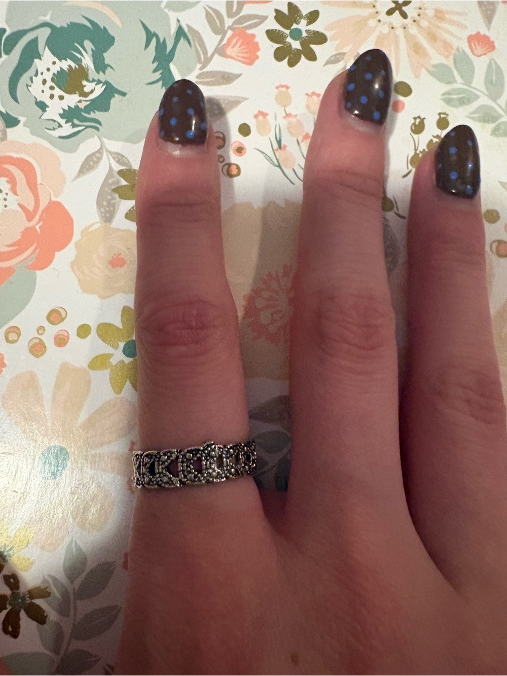 Vintage-Inspired Silver Filigree Band Ring size 8